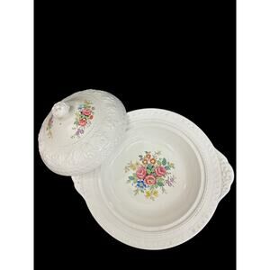 1940s Wellesley Wedgwood Ullswater China Lidded Vegetable Serving Dish